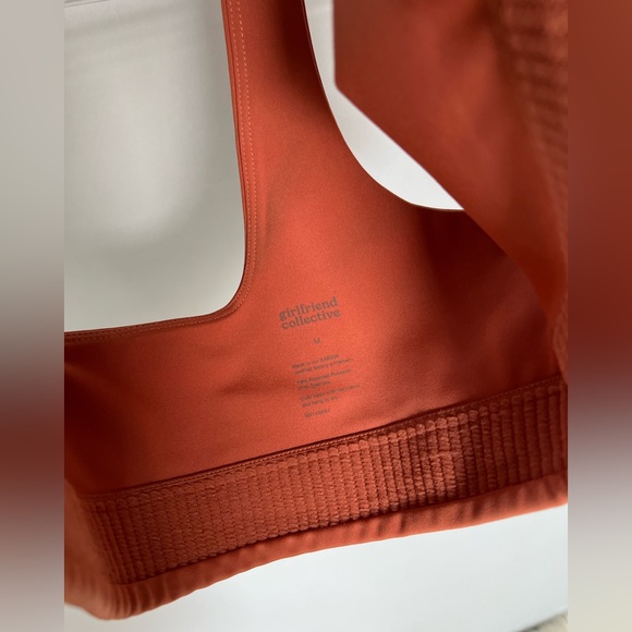 EUC Girlfriend collective Tommy Bra cropped in sold out color Brick (size M) - Picture 4 of 4